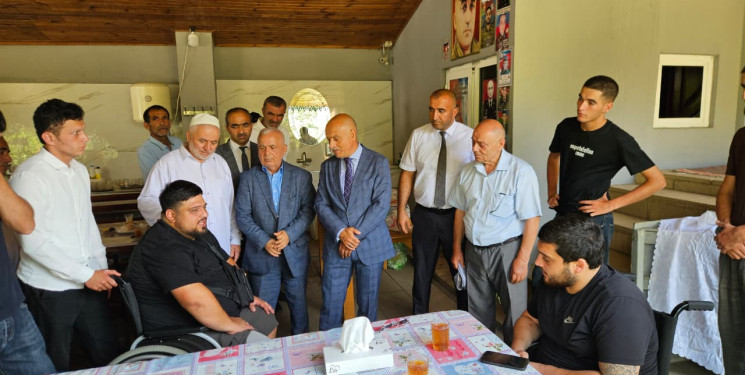 Rayon rəhbəri müharibə əlilləri və iştirakçıları ilə görüşmüşdür